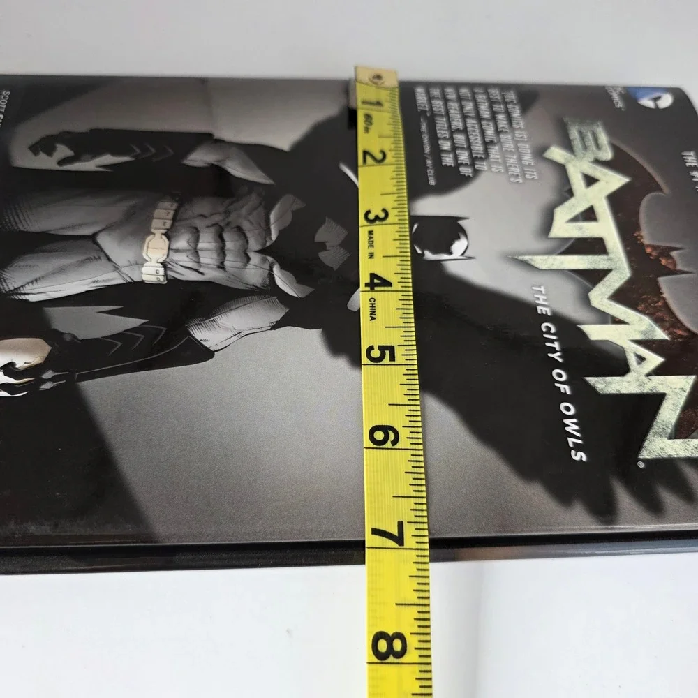 Batman Vol 2 The City of Owls Hardcover DC Comic New 52 Snyder Capullo 1st Print